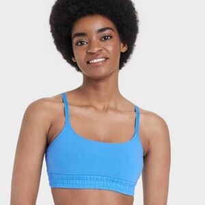 Colsie Blue Bra Sleep top - S